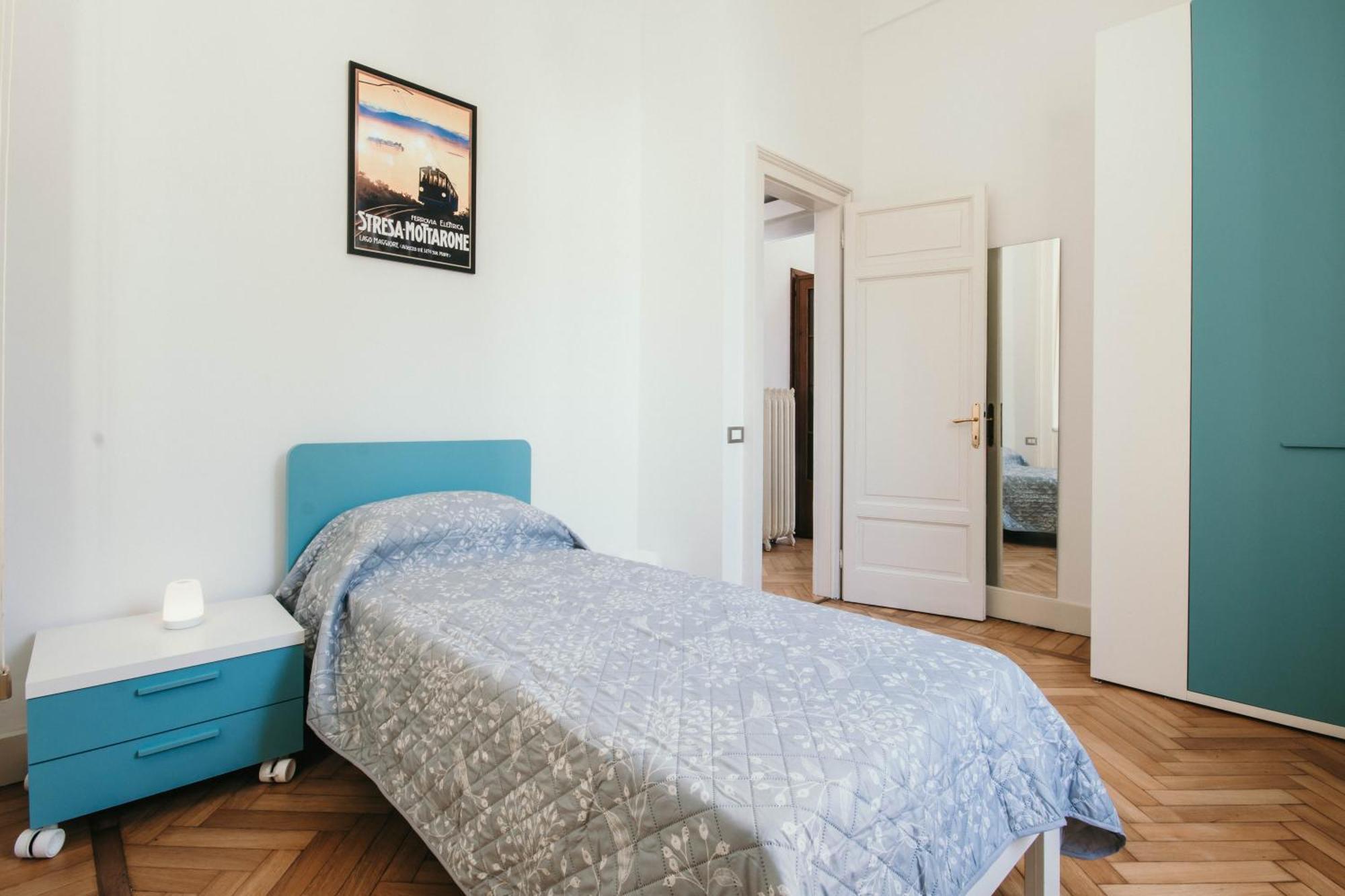 The Queen's - Candela Apartment *